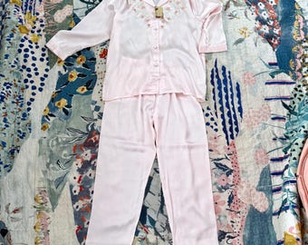 Vintage Pink Silk Pajamas Set Long Sleev Top & Pants NWT size M L