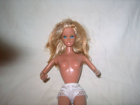 mattel inc 1966 taiwan barbie doll