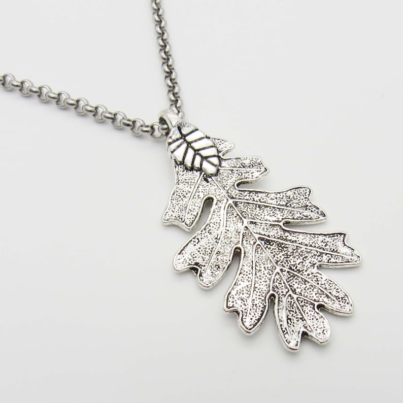 Antique Silver Oak Leaf Pendant, Autumn Leaf Necklace, Men's Necklace, Women's Necklace, Nature Leaf Necklace, Seasonal Jewelry Rolo Chain