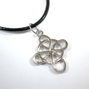 Antikes silbernes keltisches Kreuz Anhänger, keltischer Kreuz Schmuck, keltisches Knoten Kreuz, Dreieinigkeit Anhänger, Halskette für Männer, Halskette für Männer