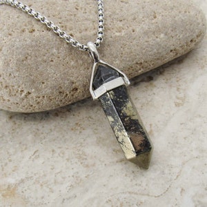 Faceted Bullet Cut Natural Pyrite Gemstone Pendant Necklace, Men&#39;s Necklace, Natural Pyrite Chakra Healing Gemstone, Women&#39;s Necklace