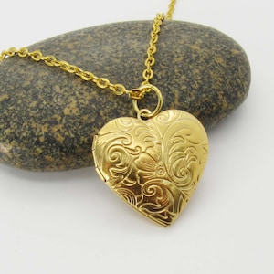 Gold Tone Heart Photo Locket, Stainless Steel Heart Locket, Woman&#39;s Necklace, Women&#39;s Jewelry, Hinged Lid Heart Locket, Keepsake Locket