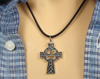 Celtic Cross Knot Pendant Necklace, Celtic Jewelry, Men's Cross  Necklace, Women's Necklace, Men's Necklace, Celtic Knot, Irish Celtic Knot
