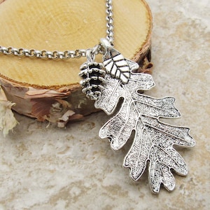 Antique Silver Oak Leaf with Pinecone Pendant, Oak Leaf Necklace, Men&#39;s Necklace, Women&#39;s Necklace, Nature Leaf Necklace, Seasonal Jewelry