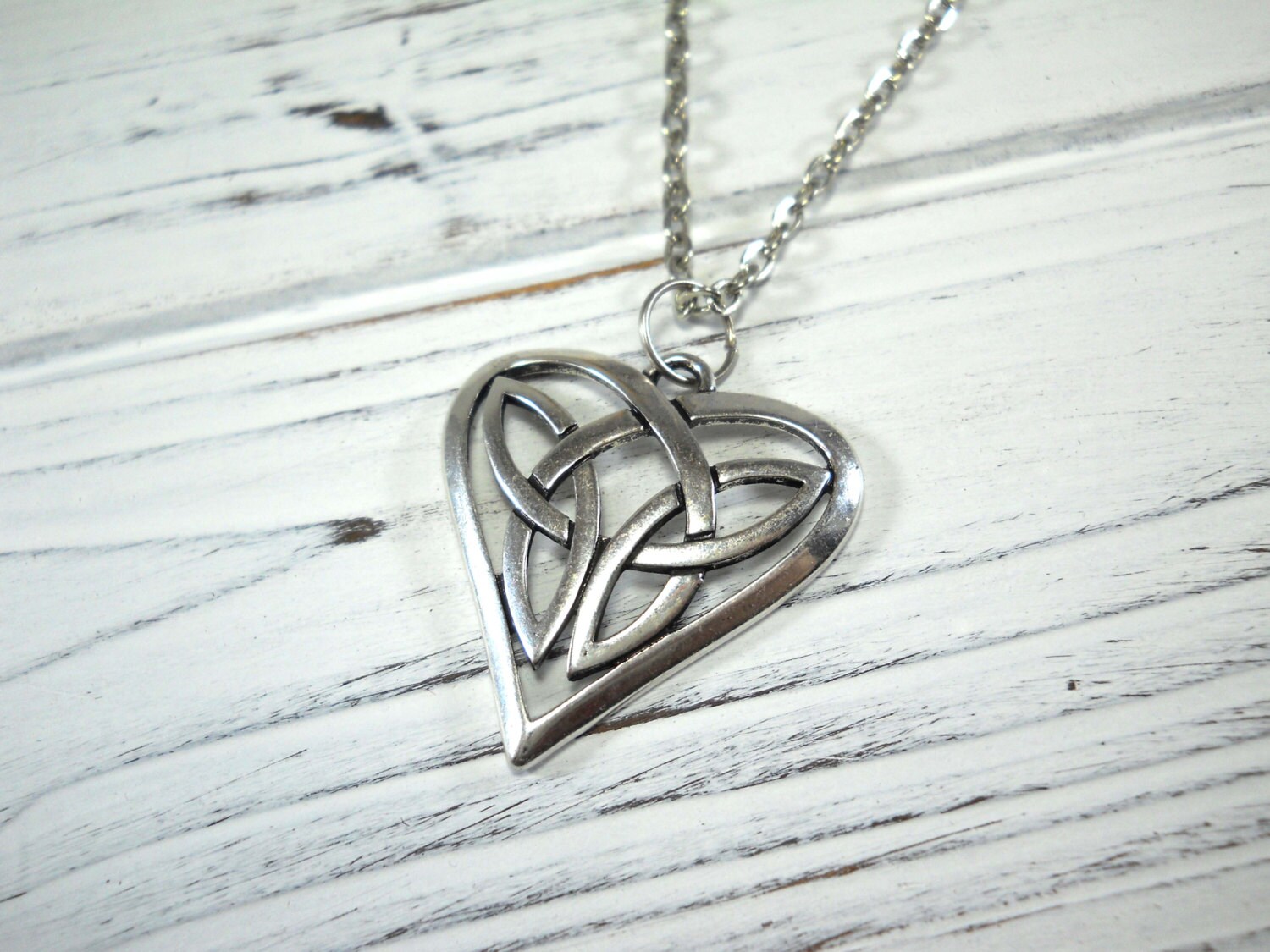 Interlocking Hearts Celtic Love Knot Pendant Necklace in Sterling Silver