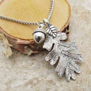 Antique Silver Oak Leaf with Acorn Pendant, Autumn Leaf Necklace, Men&#39;s Necklace, Women&#39;s Necklace, Nature Leaf Necklace, Seasonal Jewelry