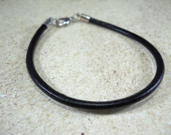 Black Cowhide Leather Bracelet, Silver Tone Lobster Clasp, Men's Bracelet, Gift for Men, Men's Jewelry, Gift for Men, Women's Bracelet