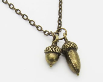 Autumn Bronze Acorns Pendant Necklace, Autumn Acorns Necklace, Men's Necklace, Women's Necklace, Nature Acorns Necklace, Seasonal Jewelry