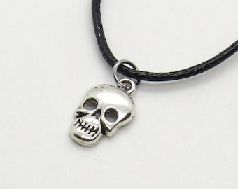 Skull Charm Pendant Necklace, Halloween Skull Charm, Men's Necklace, Women's Necklace, Skull Pendant, Men's Jewelry, Layered Charms Necklace