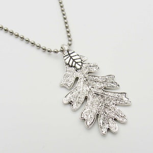 Antique Silver Oak Leaf Pendant, Autumn Leaf Necklace, Men's Necklace, Women's Necklace, Nature Leaf Necklace, Seasonal Jewelry Ball Chain