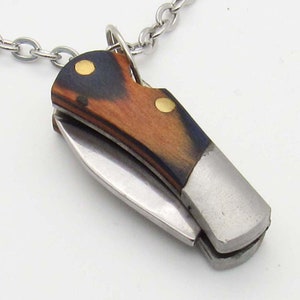 Mini Pocket Knife Pendant Necklace, Wood Handle and Stainless Steel Blade Pocket Knife, Men&#39;s Necklace, Pocket Knife Charm, Men&#39;s Jewelry