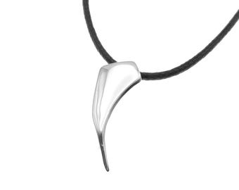 Stainless Steel Fang Tooth Pendant, Hypo Allergenic Jewelry, Men's Necklace, Men's Jewelry, Urban Fashion Jewelry, Woman Necklace