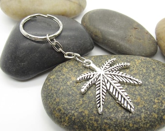 Cannabis Marijuana Leaf Pendant Key Ring, Marijuana Leaf Key Chain, Cannabis Leaf Lanyard, Men's Accessories, Women's Accessories