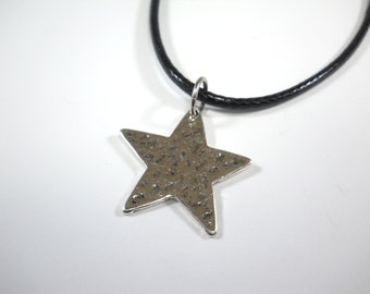 Textured Star Charm Necklace, Star Pendant Necklace, Celestial Necklace, Trendy Jewelry, Gift for men, Men's Necklace, Women's Necklace