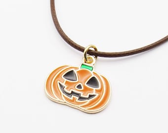 Halloween Pumpkin Charm Pendant Necklace, Gold Color Pumpkin Charm, Halloween Jewelry, Halloween Costume Jewelry, Trick or Treat Charms