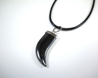 Hematite Gemstone Horn Pendant Necklace, Healing Gemstone, Chakra Gemstone, Black Gemstone Necklace, Men's Necklace, Women's Necklace