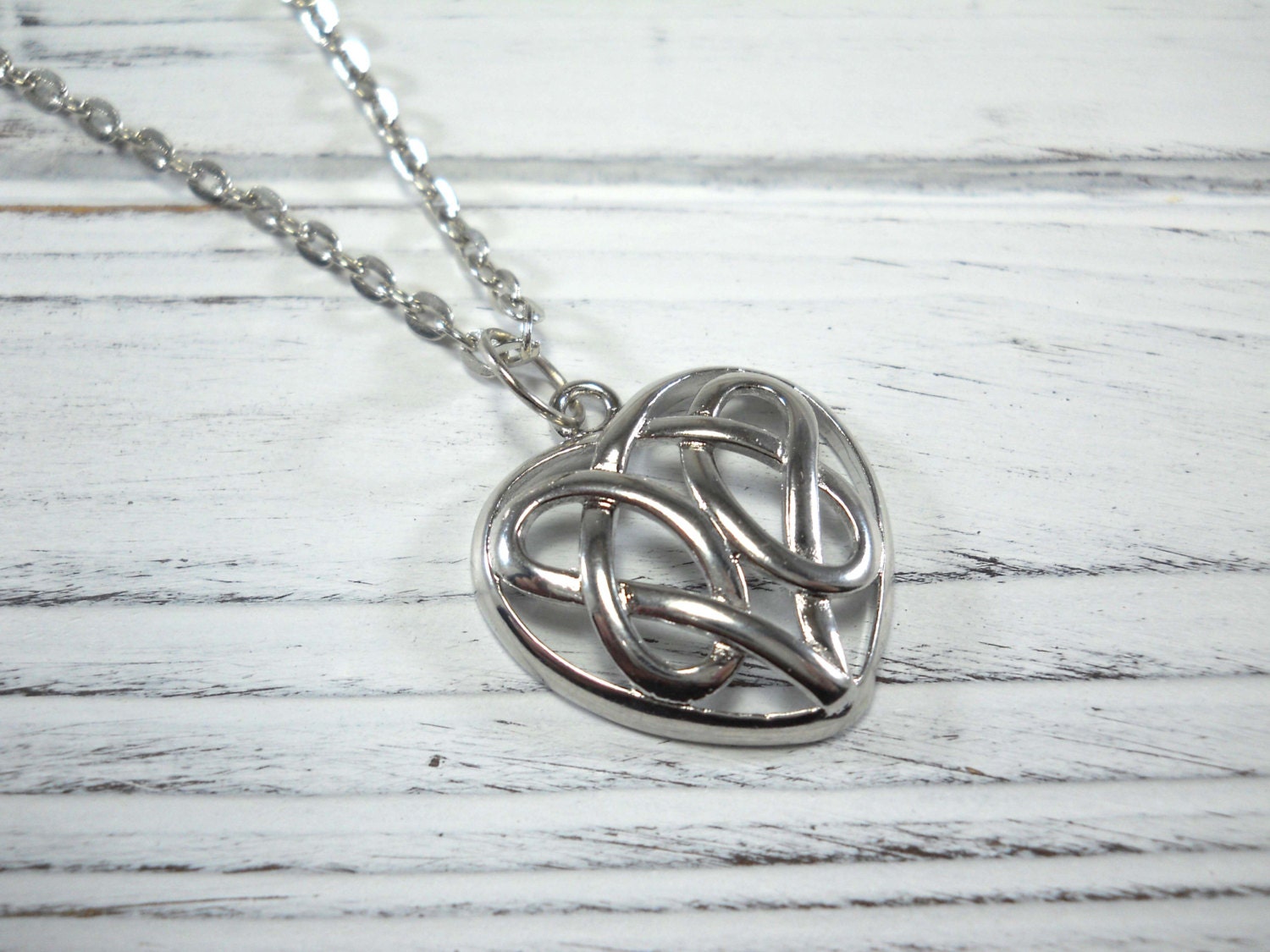 The Irish Boutique-Celtic Heart Pendant