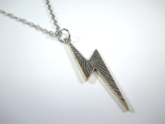 Superhero Flash Lightning Bolt Pendant Necklace - Stainless Steel Silver Color, For Fans & Collectors - View #5