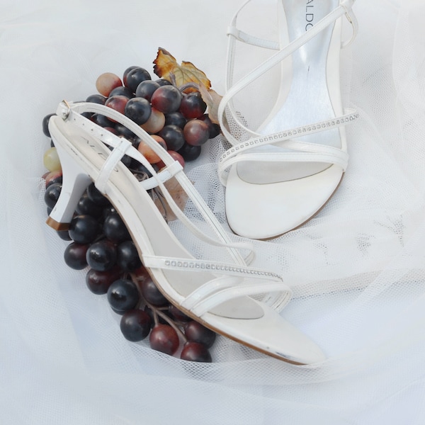 Vintage Y2K White Strappy Patent Leather Slingback Heels