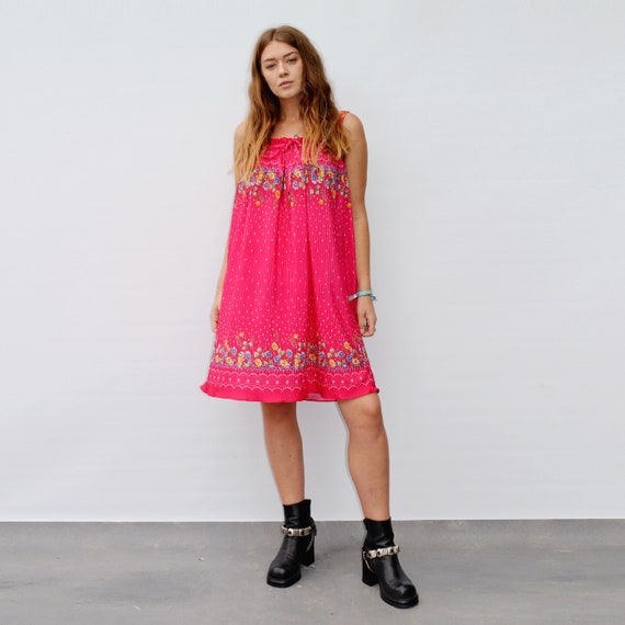 Vintage 80's Bright Floral print Pleated Dress