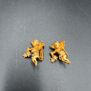 Signed Coro Gold Tone and Stars with Multiple Rhinestones on Winged Cherub Angel Clip on Earrings c. 1950 image 8