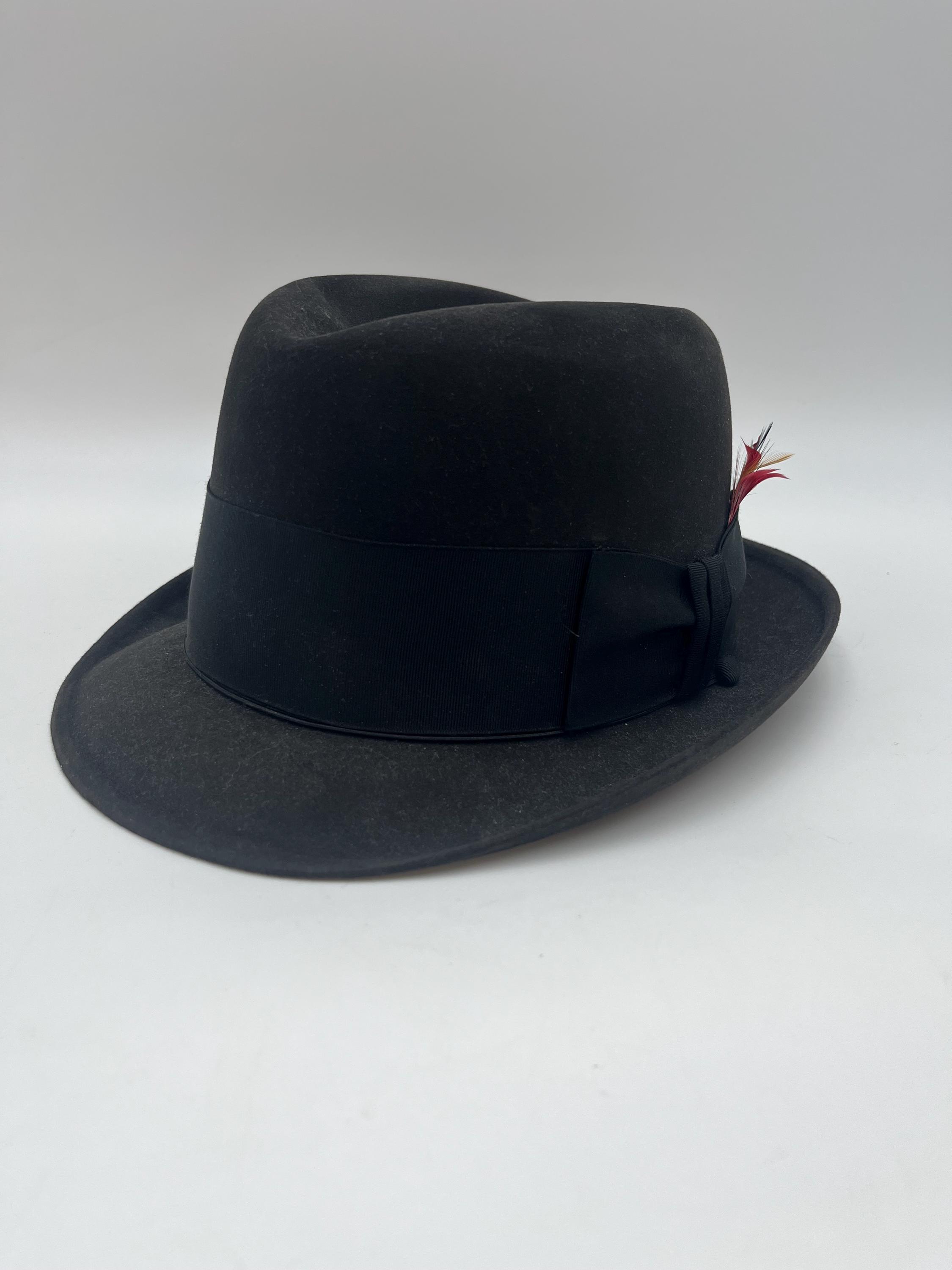 Dobbs Fifth Avenue - Etsy display picture 3