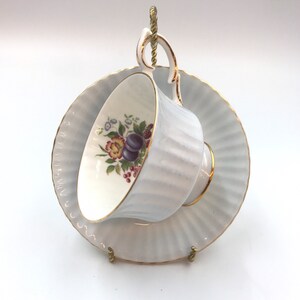 Teacup & Saucer, By Appointment To Her Majesty The Queen, China Potters, Paragon Fine Bone China, England C.1950&#39;s