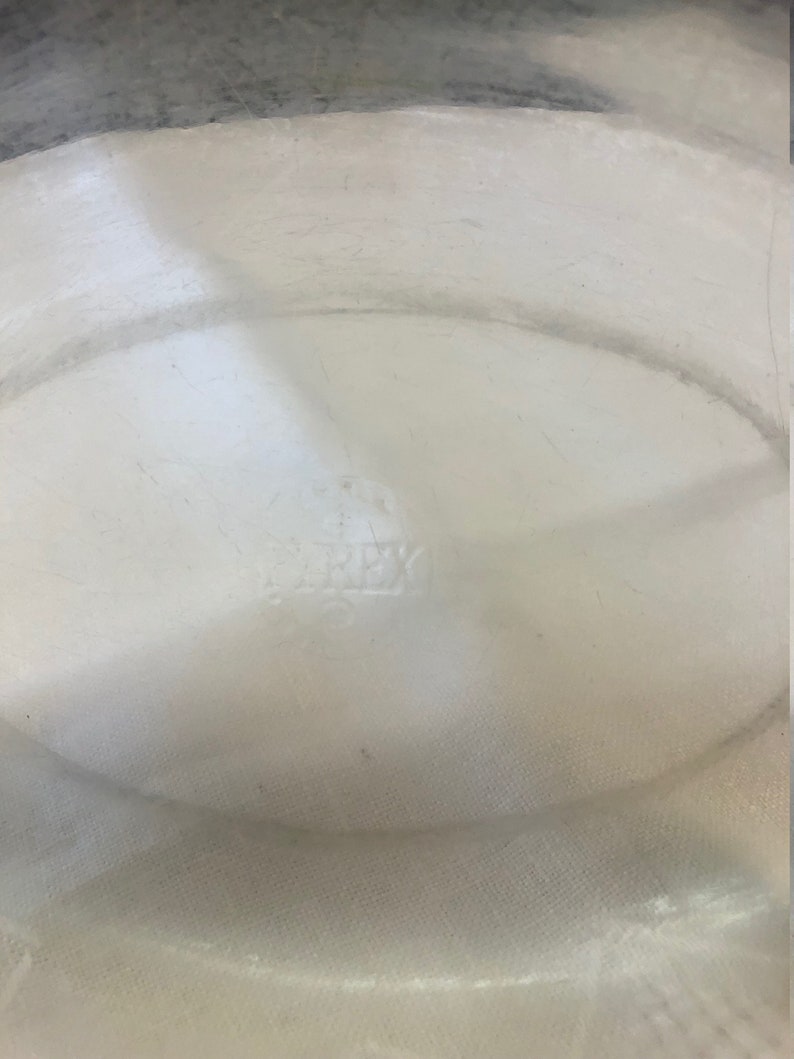 C.1940/'s Pyrex Glass Dish With Etching On Lid