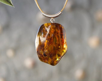 Pendant for women, amber stone, women's jewelry, Christmas gift, amber pendant,