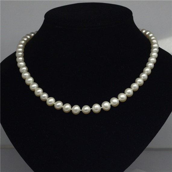 Real white pearl best sale necklace