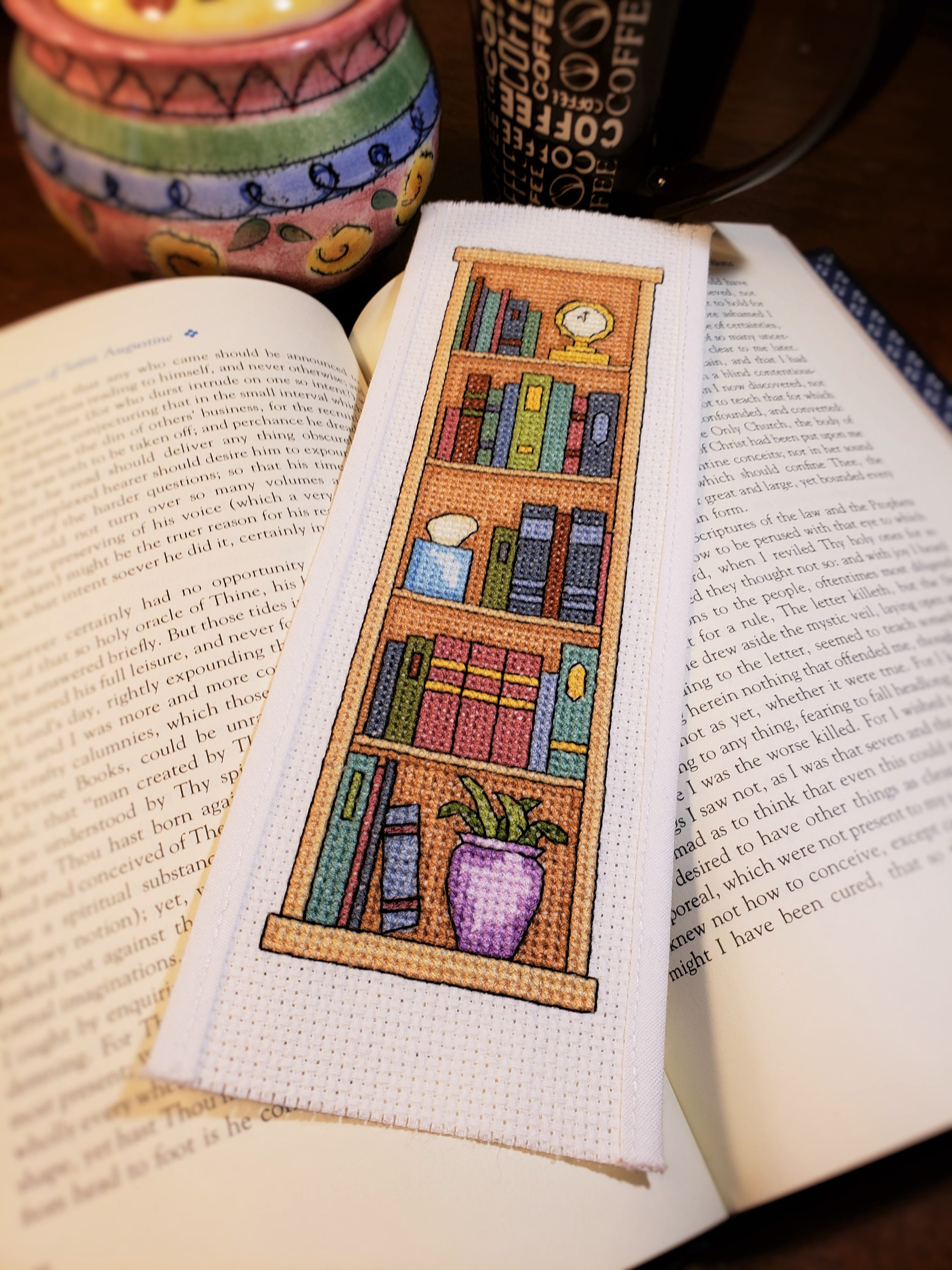 Counted Cross Stitch Pattern / Nothing Like a Good Book Bookmark / Digital  File for Printing 