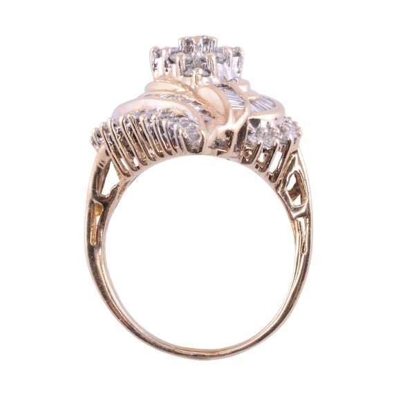 2.64 CTW Diamond Cluster Ring - image 4