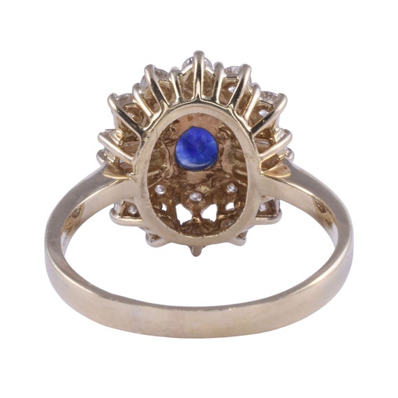 Oval Sapphire Ring - image 3