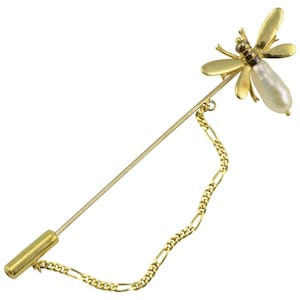 Pearl Flying Insect 18 Karat Gold Lapel Pin