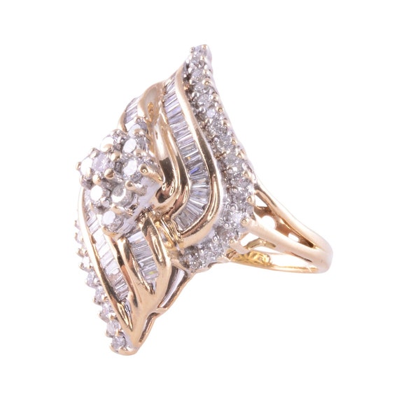 2.64 CTW Diamond Cluster Ring - image 2