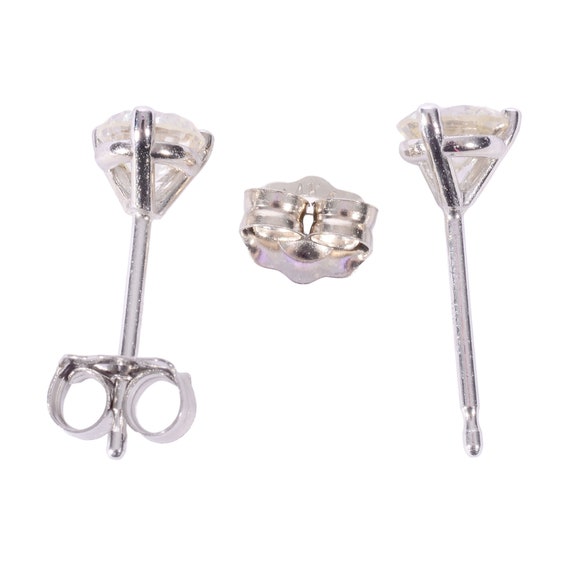 VVS2 Diamond Stud Earrings - image 2