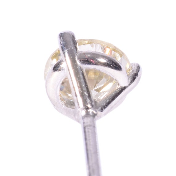 VVS2 Diamond Stud Earrings - image 3