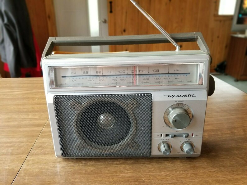 Vintage Realistic Portable Am / Fm Radio 12-625 Tested Retro | Etsy