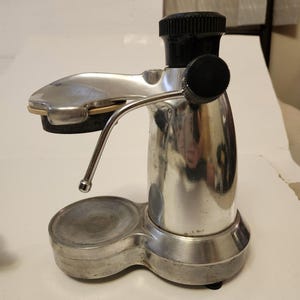 ビンテージ　エスプレッソマシン Vesuviana cuppuccino Vesuviana 3cup - YouTube