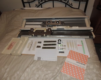 SINGER 155 Knitting Machine Complete w Accessories, Manual Box VGUC