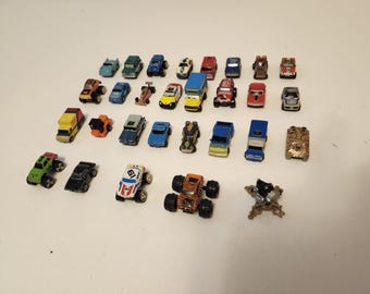 Lot of 29 Vintage Galoob Micro Machine Vehicles Truck Car GUC
