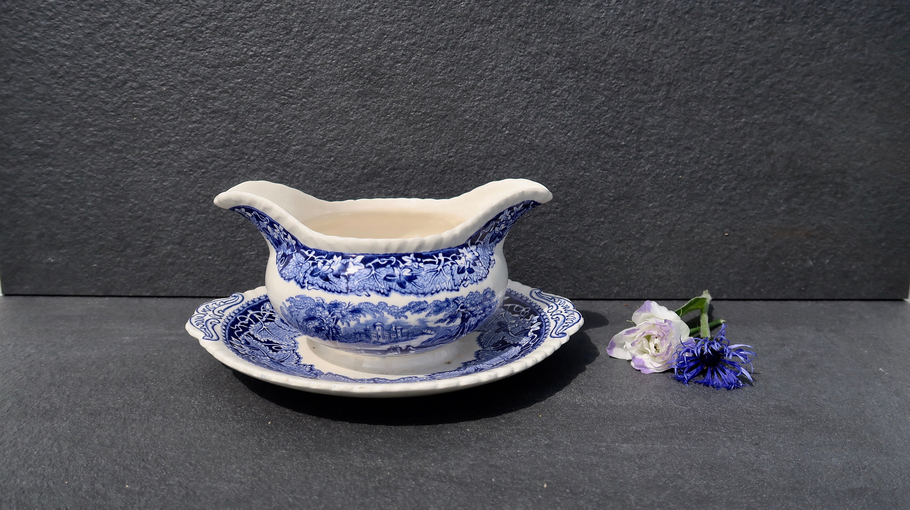 Masons Ceramic Sauciere - Colbolt Blue & White Gravy Boat Sauce Server Transferware