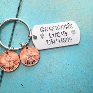 Personalized Grandmas Lucky Charms Keychain, Mothers Day Gift For Granny, Hand Stamped Grammy Keyring, Grandma Penny Gift, Birthday Gift