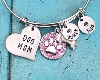 Personalized Dog Mom Bangle Bracelet, Dog Mom Christmas Gift, Animal Paw Print Bracelet, Pet Name Jewelry, Custom Pet Birthday Gift