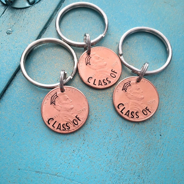 Class Of 2024 Keychains, Bulk Graduation Gifts, Hand Stamped Penny Keychains, Affordable Gifts For Grads, Graduation Keychains