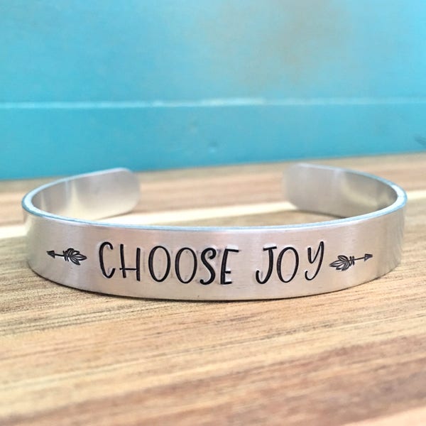 Choose Joy Inspirational Hand Stamped Cuff Bracelet, Birthday Gift For Her, Motivational Encouragement Gift, Daily Reminder Jewelry, Arrow