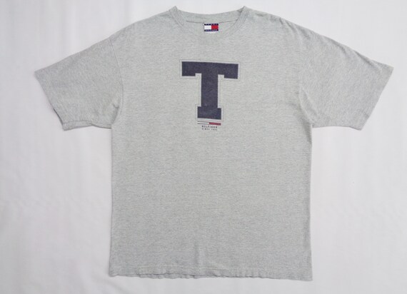 vintage tommy hilfiger t shirt