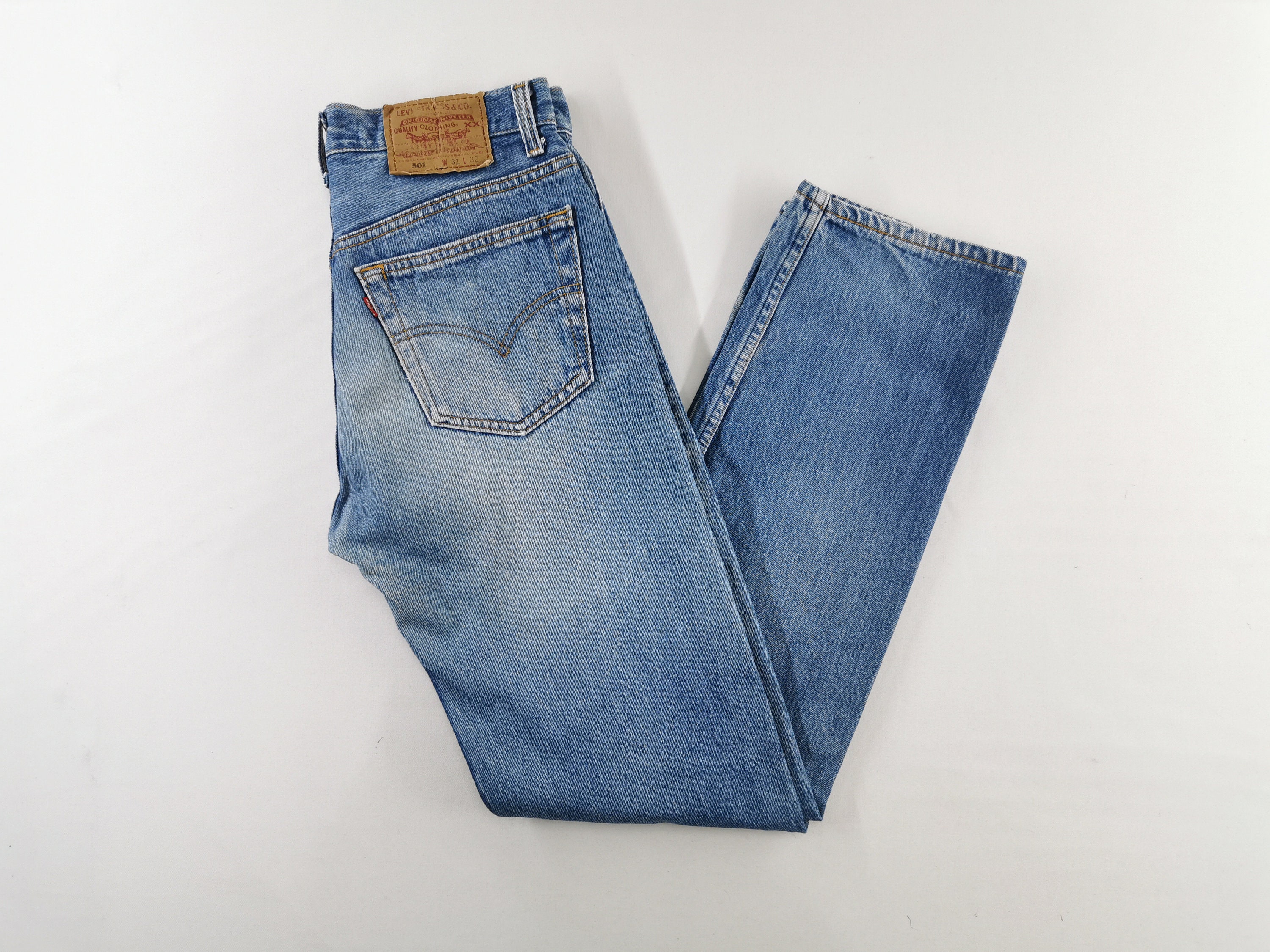 size 31 levis