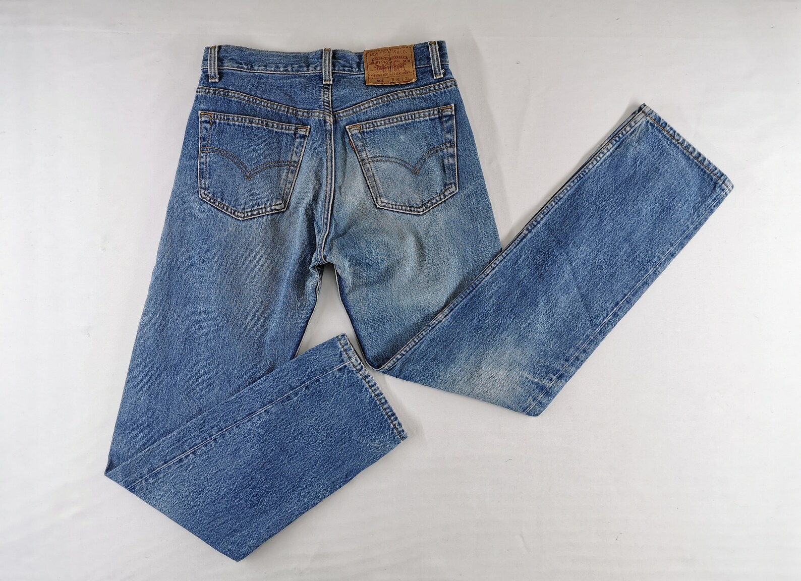 size 31 in levis