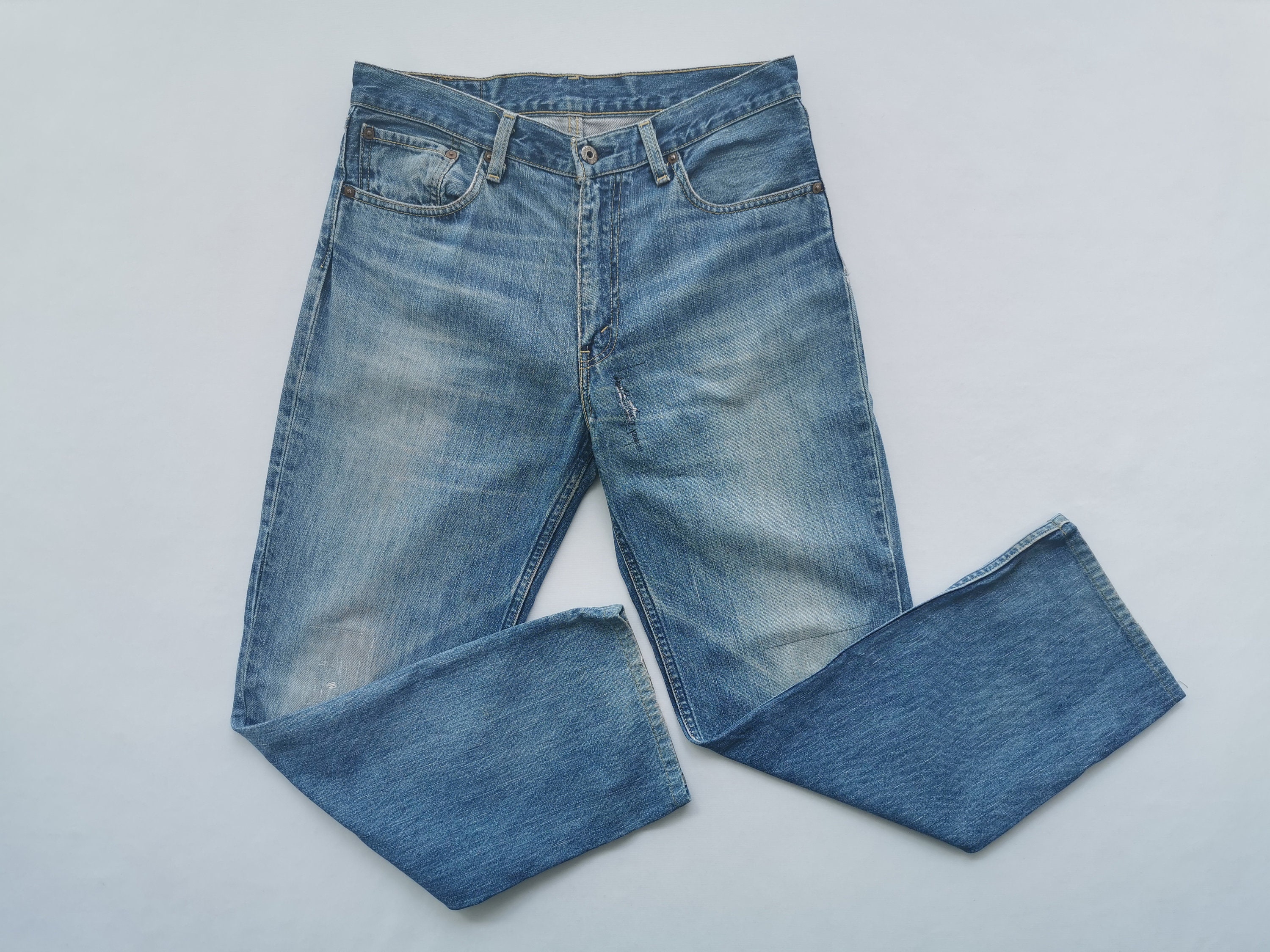 size 33 in levis